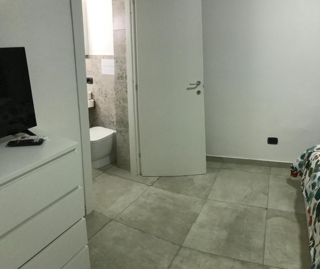 Nadyle House Otel Napoli Dış mekan fotoğraf