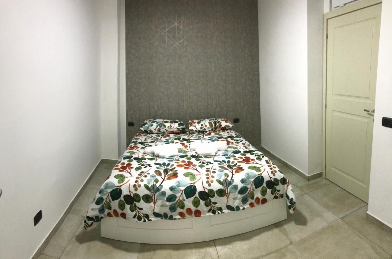 Nadyle House Otel Napoli Dış mekan fotoğraf