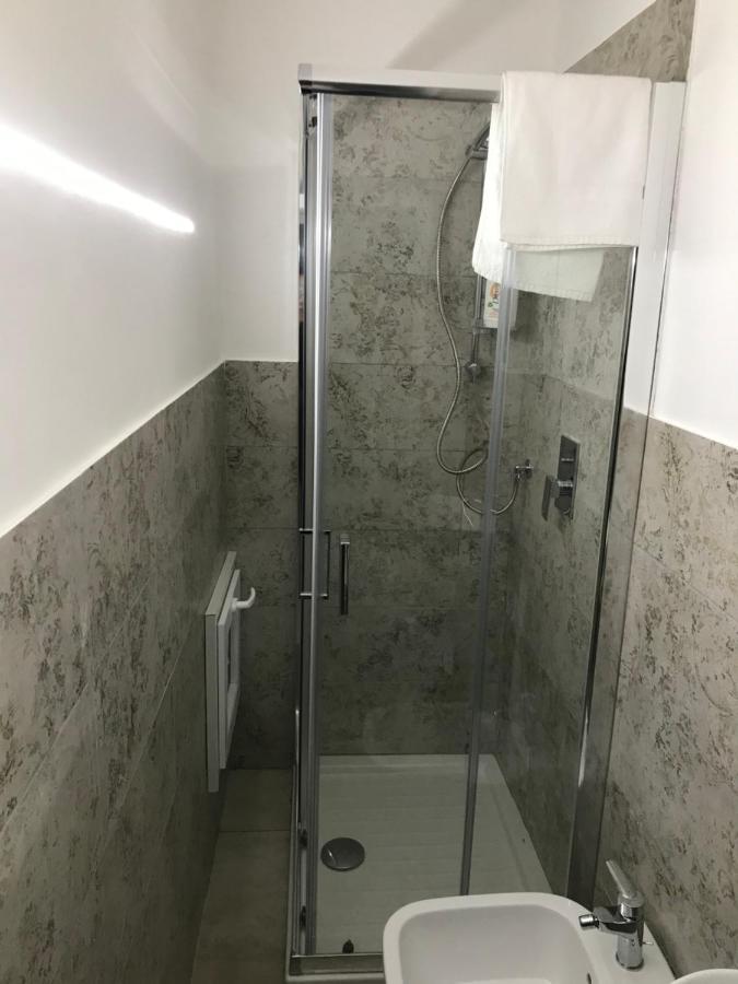 Nadyle House Otel Napoli Dış mekan fotoğraf