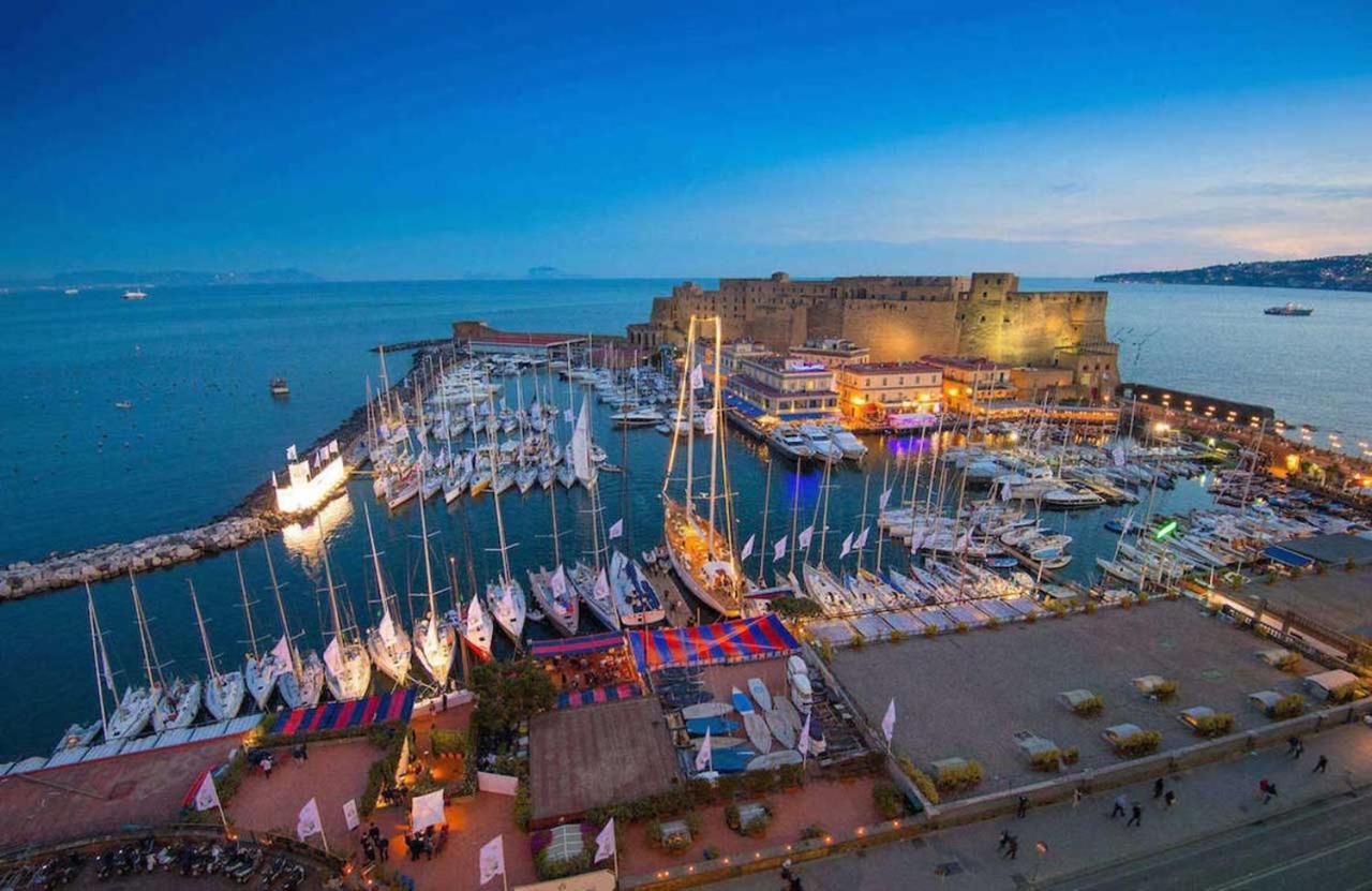 Nadyle House Otel Napoli Dış mekan fotoğraf